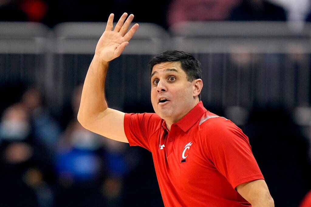 Illinois Cincinnati Basketball